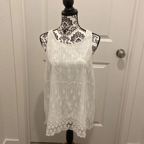 White Lace A-line Tank Blouse - Picture 5 of 5